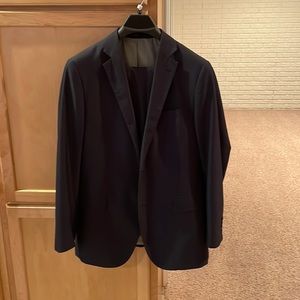 J ferrar navy suit 40R top and 34/30 flat front bottom